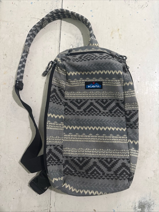 Kavu Handbags - Kavu Gray Tribal-Pattern Sling Pack